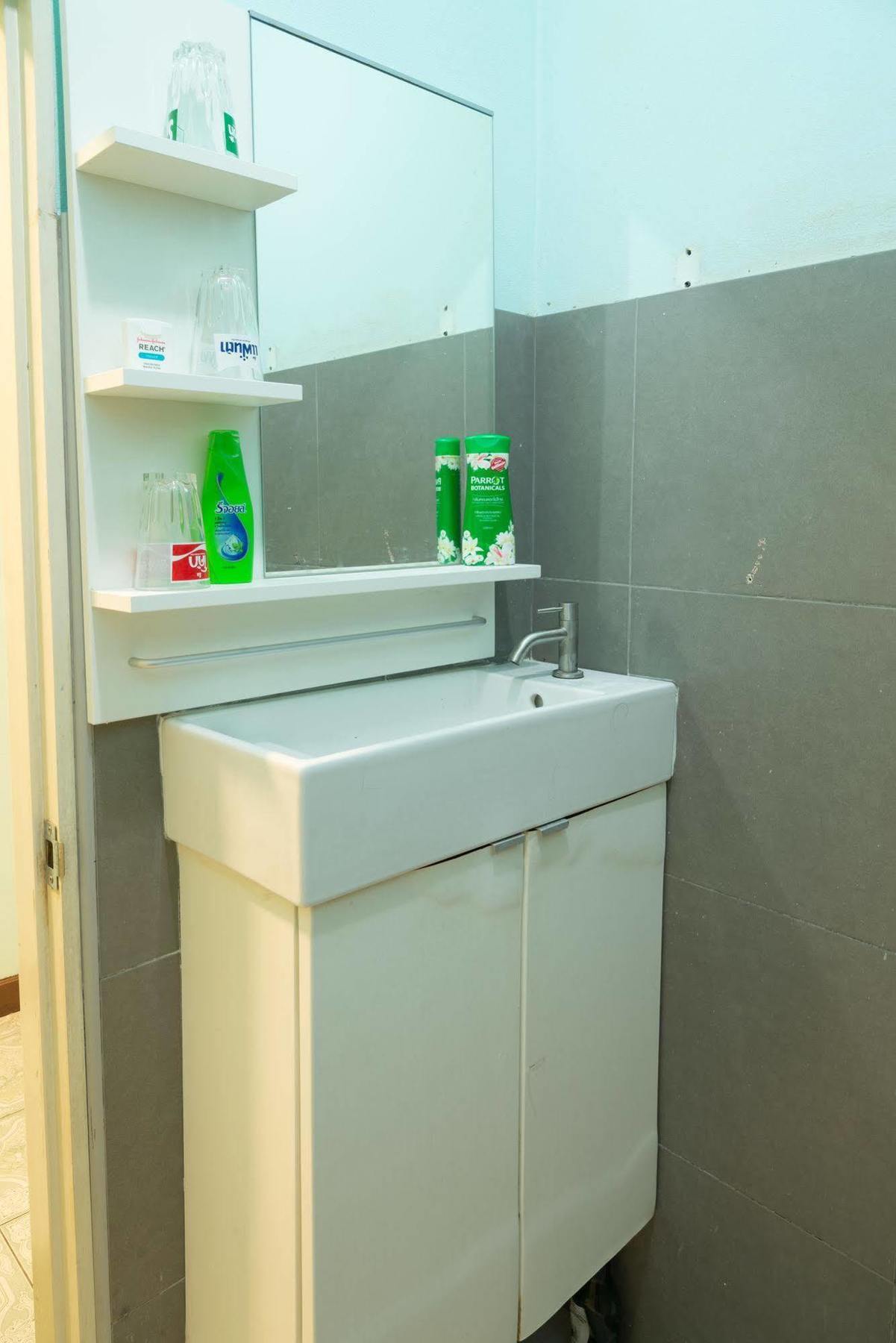 Nty Hostel Near Suvarnabhumi Airport Bangkok Luaran gambar